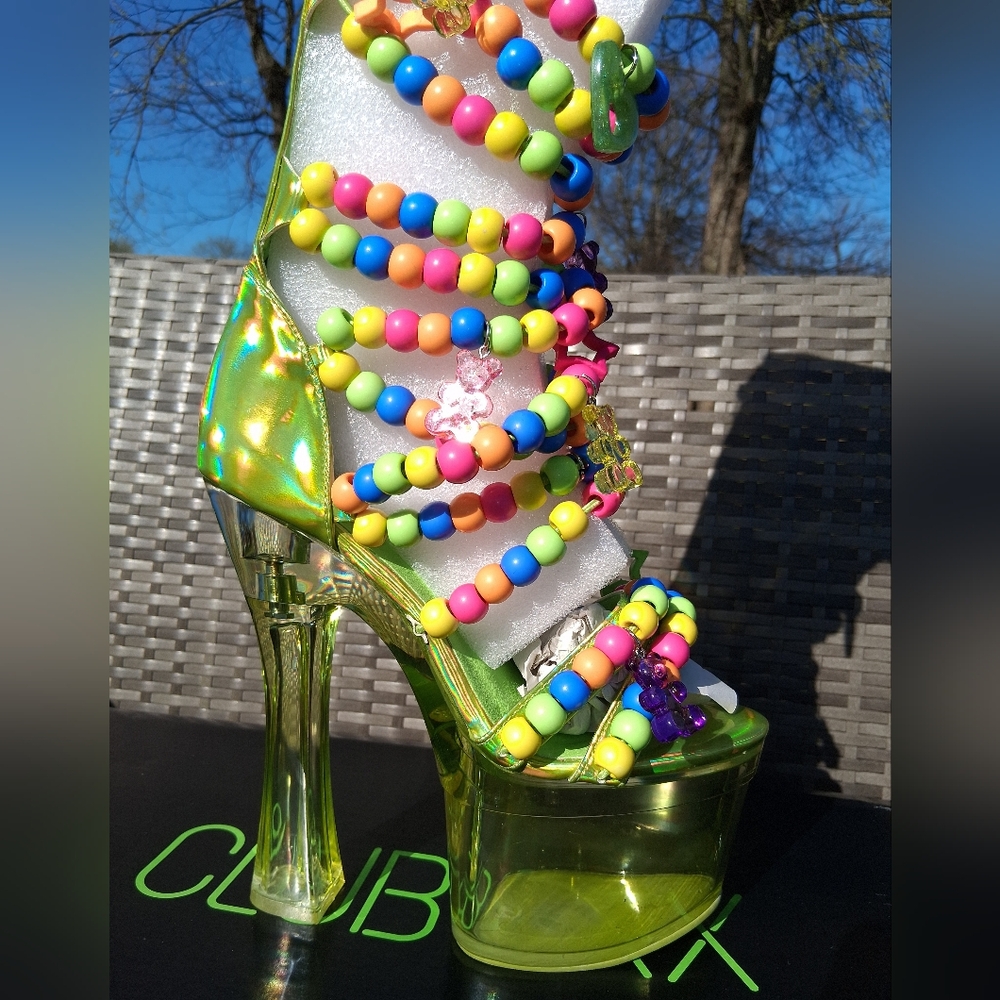 CLUB EXX® Beaded Holographic Clear Platform Rave Heels w/ Charms | Size 7 - Picture 5 of 10